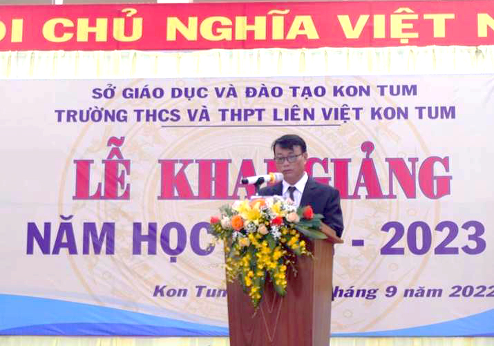 Thầy và trò trường THCS và THPT Liên Việt Kon Tum lại nắm tay nhau trong cuộc hành trình phám phá tri thức mới – Hân hoan chào đón năm học mới!